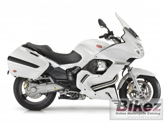 2011 Moto Guzzi Norge 1200 GT 8V photo